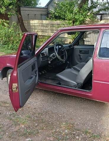 Красный ЗАЗ 1102 Таврія-Нова, объемом двигателя 1.1 л и пробегом 54 тыс. км за 1500 $, фото 14 на Automoto.ua