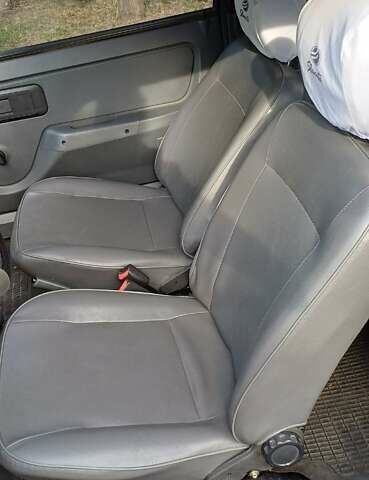 Красный ЗАЗ 1102 Таврія-Нова, объемом двигателя 1.1 л и пробегом 54 тыс. км за 1500 $, фото 16 на Automoto.ua