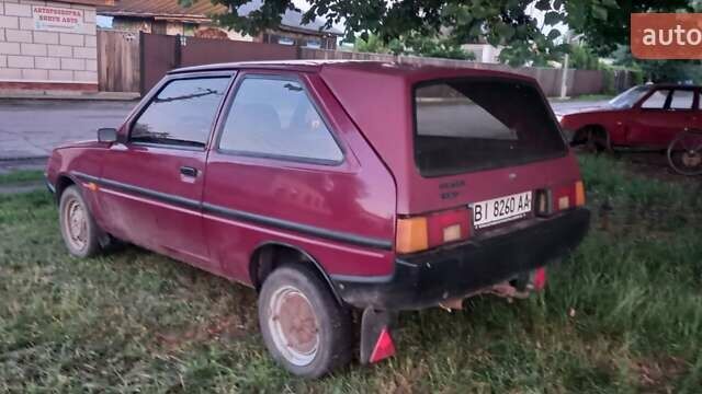 Красный ЗАЗ 1102 Таврія-Нова, объемом двигателя 1.2 л и пробегом 137 тыс. км за 600 $, фото 1 на Automoto.ua