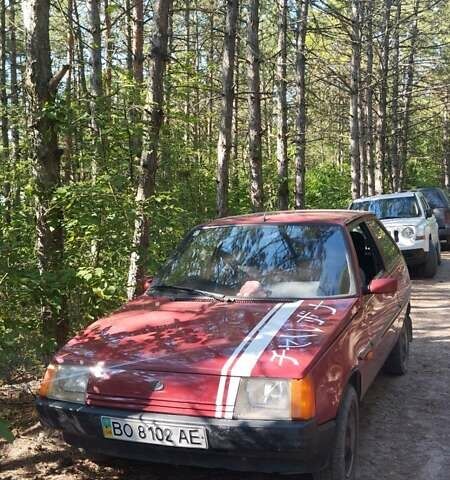 Красный ЗАЗ 1102 Таврія-Нова, объемом двигателя 1.2 л и пробегом 55 тыс. км за 550 $, фото 3 на Automoto.ua
