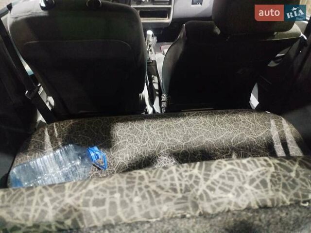 Красный ЗАЗ 1102 Таврія-Нова, объемом двигателя 1.2 л и пробегом 196 тыс. км за 719 $, фото 4 на Automoto.ua