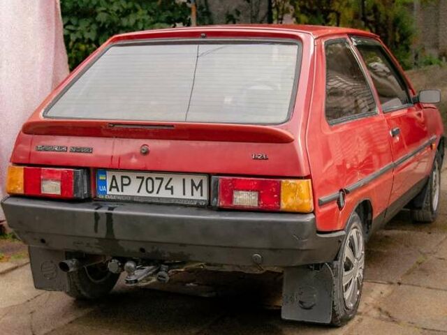 Красный ЗАЗ 1102 Таврія-Нова, объемом двигателя 1.2 л и пробегом 320 тыс. км за 750 $, фото 5 на Automoto.ua