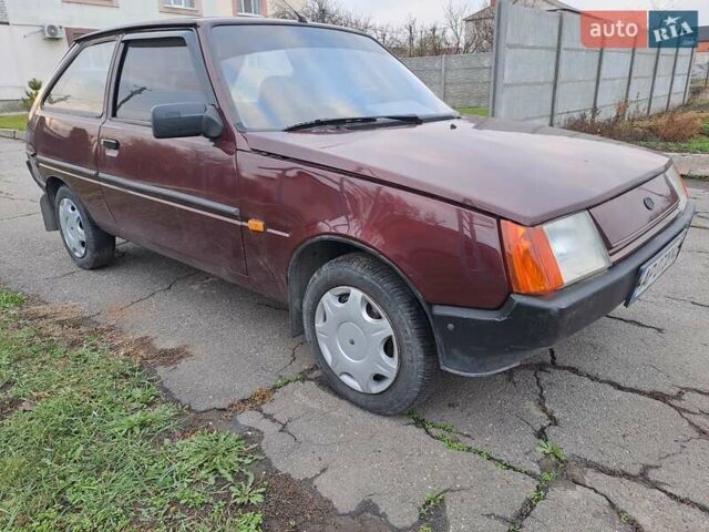 Красный ЗАЗ 1102 Таврія-Нова, объемом двигателя 1.2 л и пробегом 137 тыс. км за 824 $, фото 1 на Automoto.ua