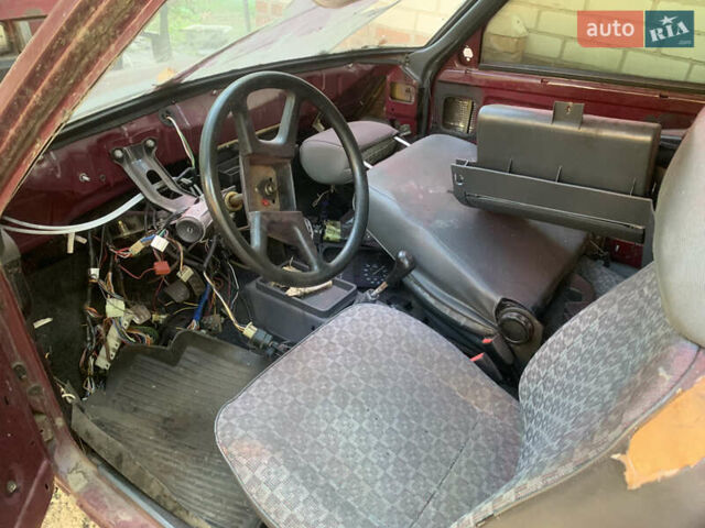 Красный ЗАЗ 1102 Таврія-Нова, объемом двигателя 1.2 л и пробегом 125 тыс. км за 600 $, фото 2 на Automoto.ua