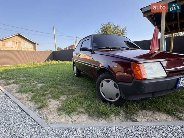 Красный ЗАЗ 1102 Таврія-Нова, объемом двигателя 1.2 л и пробегом 34 тыс. км за 2550 $, фото 2 на Automoto.ua