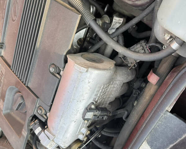 Красный ЗАЗ 1102 Таврія-Нова, объемом двигателя 1.2 л и пробегом 34 тыс. км за 2550 $, фото 9 на Automoto.ua