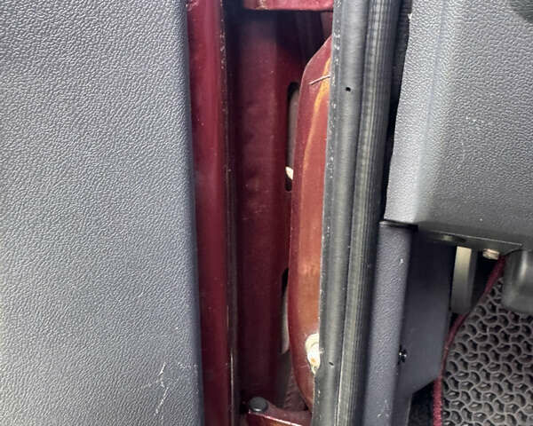 Красный ЗАЗ 1102 Таврія-Нова, объемом двигателя 1.2 л и пробегом 34 тыс. км за 2550 $, фото 4 на Automoto.ua