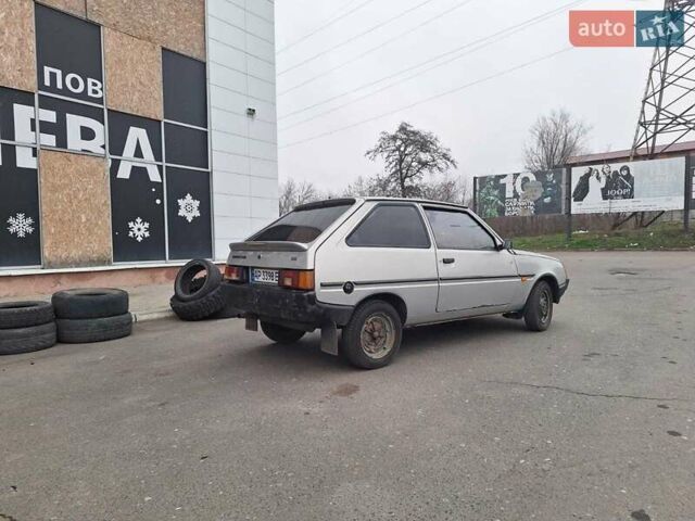 Желтый ЗАЗ 1102 Таврія-Нова, объемом двигателя 1.2 л и пробегом 194 тыс. км за 1100 $, фото 1 на Automoto.ua