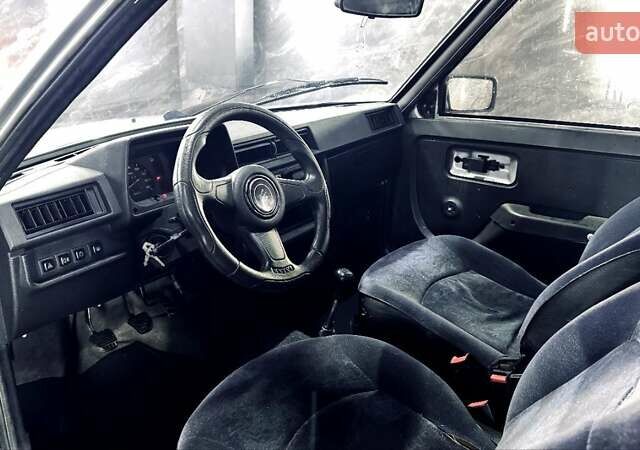 Серый ЗАЗ 1102 Таврія-Нова, объемом двигателя 1.1 л и пробегом 99 тыс. км за 900 $, фото 4 на Automoto.ua