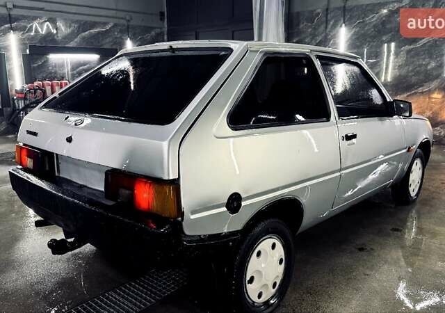 Серый ЗАЗ 1102 Таврія-Нова, объемом двигателя 1.1 л и пробегом 99 тыс. км за 900 $, фото 3 на Automoto.ua