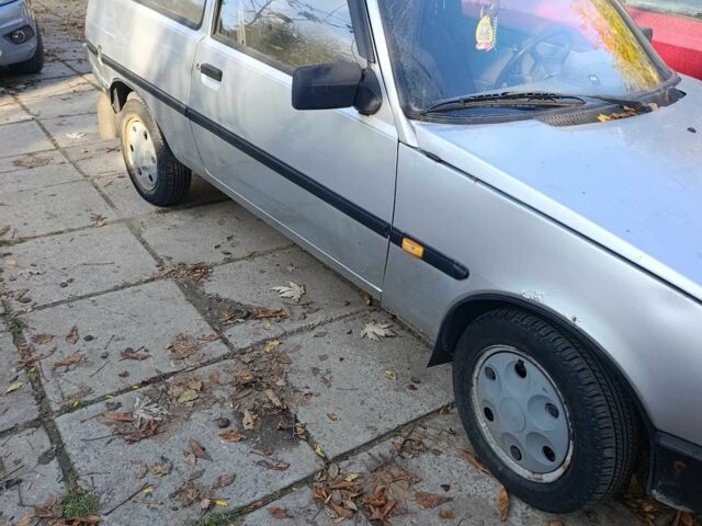 Серый ЗАЗ 1102 Таврия-Нова, объемом двигателя 1.2 л и пробегом 168 тыс. км за 600 $, фото 7 на Automoto.ua