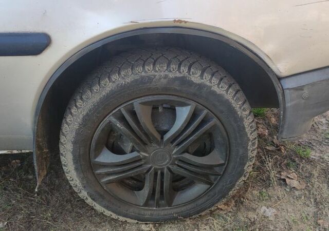 Сірий ЗАЗ 1102 Таврия-Нова, об'ємом двигуна 1.2 л та пробігом 285 тис. км за 831 $, фото 2 на Automoto.ua