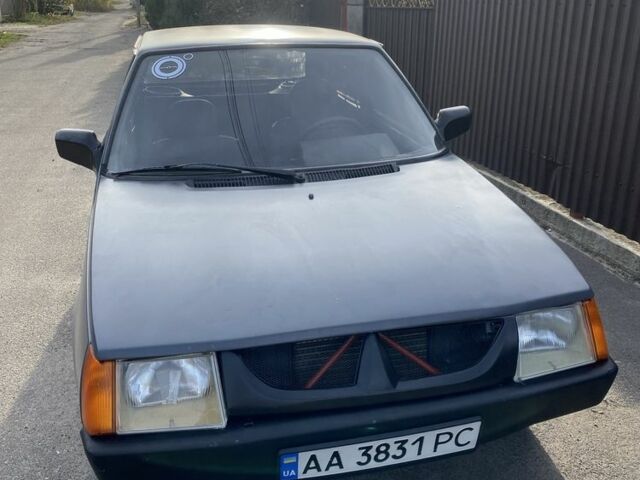 Серый ЗАЗ 1102 Таврия-Нова, объемом двигателя 1.2 л и пробегом 222 тыс. км за 600 $, фото 5 на Automoto.ua