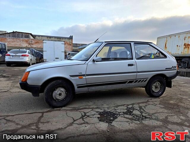 Серый ЗАЗ 1102 Таврия-Нова, объемом двигателя 1.2 л и пробегом 90 тыс. км за 940 $, фото 5 на Automoto.ua