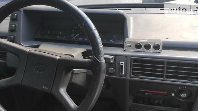 Сірий ЗАЗ 1102 Таврия-Нова, об'ємом двигуна 1.2 л та пробігом 149 тис. км за 799 $, фото 3 на Automoto.ua