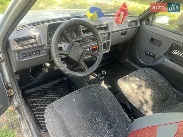 Серый ЗАЗ 1102 Таврія-Нова, объемом двигателя 1.2 л и пробегом 130 тыс. км за 650 $, фото 2 на Automoto.ua