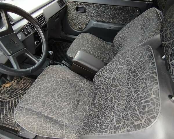 Серый ЗАЗ 1102 Таврія-Нова, объемом двигателя 1.2 л и пробегом 150 тыс. км за 1300 $, фото 5 на Automoto.ua