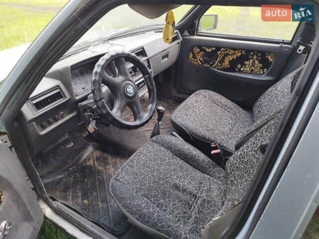 Серый ЗАЗ 1102 Таврія-Нова, объемом двигателя 1.2 л и пробегом 200 тыс. км за 450 $, фото 6 на Automoto.ua