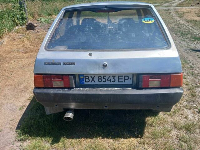 ЗАЗ 1102 Таврия-Нова 2004 у Каменце-Подольском на Automoto.ua Сірий ЗАЗ 1102 Таврия-Нова, об'ємом двигуна 1.2 л та пробігом 70 тис. км за 699 $, фото 1 на Automoto.ua