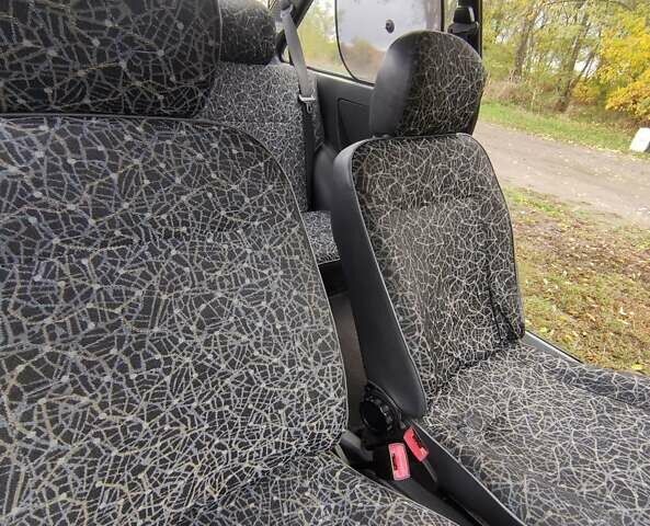 Сірий ЗАЗ 1102 Таврія-Нова, об'ємом двигуна 1.2 л та пробігом 78 тис. км за 1100 $, фото 11 на Automoto.ua