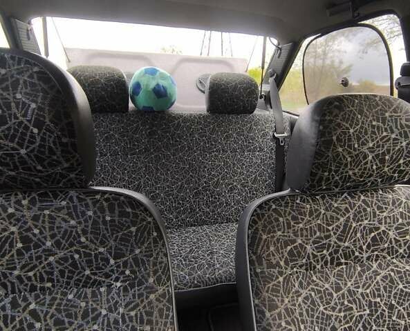 Сірий ЗАЗ 1102 Таврія-Нова, об'ємом двигуна 1.2 л та пробігом 78 тис. км за 1100 $, фото 12 на Automoto.ua