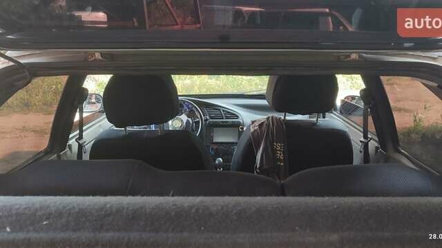 Серый ЗАЗ 1102 Таврия-Нова, объемом двигателя 1.3 л и пробегом 80 тыс. км за 2300 $, фото 12 на Automoto.ua