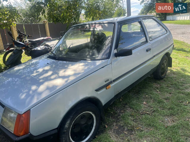 Серый ЗАЗ 1102 Таврія-Нова, объемом двигателя 1.2 л и пробегом 130 тыс. км за 650 $, фото 4 на Automoto.ua