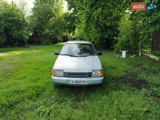 Серый ЗАЗ 1102 Таврія-Нова, объемом двигателя 1.2 л и пробегом 200 тыс. км за 450 $, фото 7 на Automoto.ua