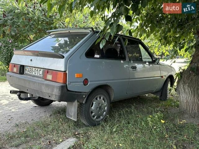 Серый ЗАЗ 1102 Таврія-Нова, объемом двигателя 1.09 л и пробегом 72 тыс. км за 850 $, фото 4 на Automoto.ua