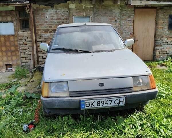 Серый ЗАЗ 1102 Таврія-Нова, объемом двигателя 1.3 л и пробегом 105 тыс. км за 481 $, фото 6 на Automoto.ua