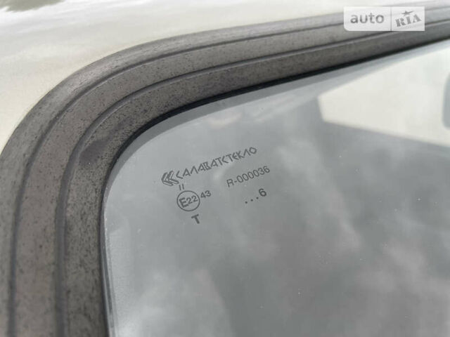 Сірий ЗАЗ 1102 Таврия-Нова, об'ємом двигуна 1.3 л та пробігом 33 тис. км за 2400 $, фото 11 на Automoto.ua