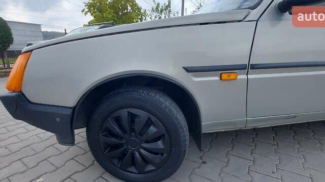 ЗАЗ 1102 Таврія-Нова 2007 в Могилев-Подольском на Automoto.ua Серый ЗАЗ 1102 Таврія-Нова, объемом двигателя 0 л и пробегом 72 тыс. км за 1300 $, фото 31 на Automoto.ua