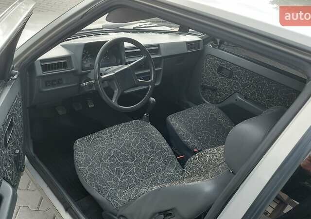 ЗАЗ 1102 Таврія-Нова 2007 в Могилев-Подольском на Automoto.ua Серый ЗАЗ 1102 Таврія-Нова, объемом двигателя 0 л и пробегом 72 тыс. км за 1300 $, фото 9 на Automoto.ua