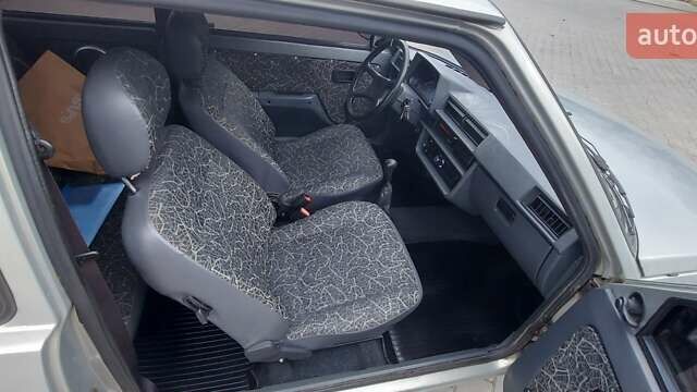 ЗАЗ 1102 Таврія-Нова 2007 в Могилев-Подольском на Automoto.ua Серый ЗАЗ 1102 Таврія-Нова, объемом двигателя 0 л и пробегом 72 тыс. км за 1300 $, фото 42 на Automoto.ua