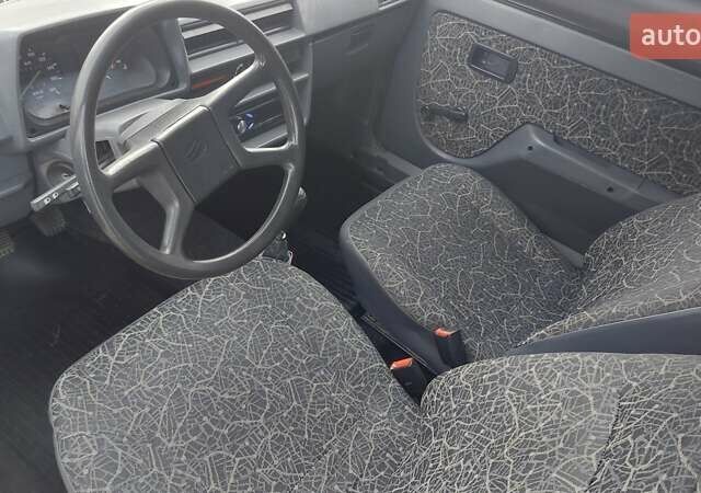 ЗАЗ 1102 Таврія-Нова 2007 в Могилев-Подольском на Automoto.ua Серый ЗАЗ 1102 Таврія-Нова, объемом двигателя 0 л и пробегом 72 тыс. км за 1300 $, фото 10 на Automoto.ua