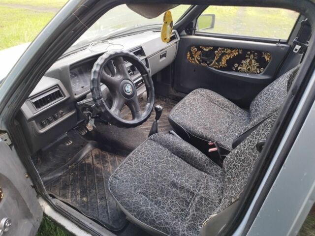 Серый ЗАЗ 1102 Таврия-Нова, объемом двигателя 1.2 л и пробегом 200 тыс. км за 450 $, фото 8 на Automoto.ua