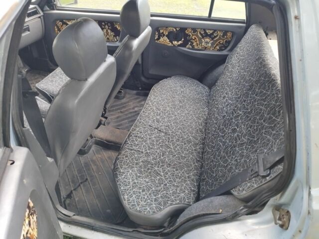 Серый ЗАЗ 1102 Таврия-Нова, объемом двигателя 1.2 л и пробегом 200 тыс. км за 450 $, фото 7 на Automoto.ua