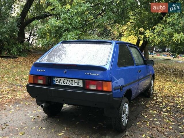 Синий ЗАЗ 1102 Таврія-Нова, объемом двигателя 1.1 л и пробегом 189 тыс. км за 1000 $, фото 4 на Automoto.ua