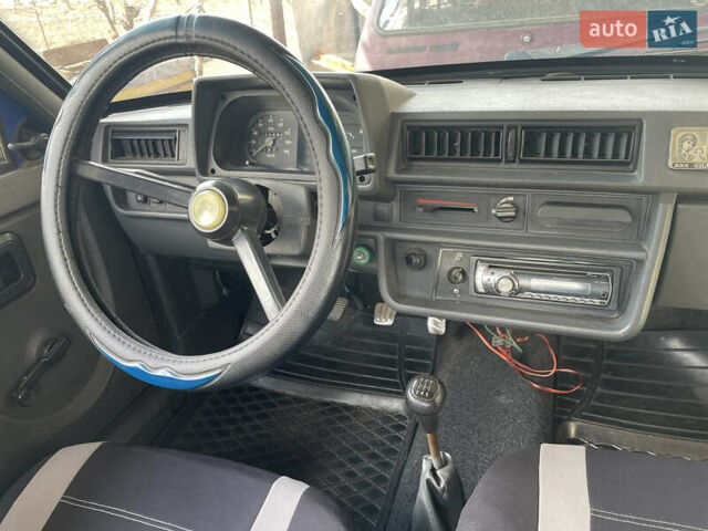 Синий ЗАЗ 1102 Таврия-Нова, объемом двигателя 1.2 л и пробегом 121 тыс. км за 1000 $, фото 5 на Automoto.ua