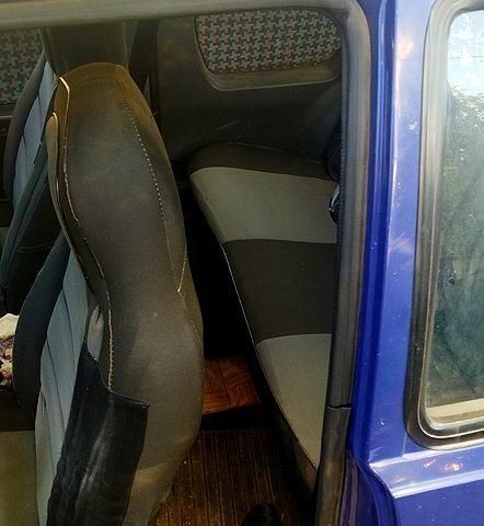 Синий ЗАЗ 1102 Таврия-Нова, объемом двигателя 1.2 л и пробегом 100 тыс. км за 960 $, фото 6 на Automoto.ua