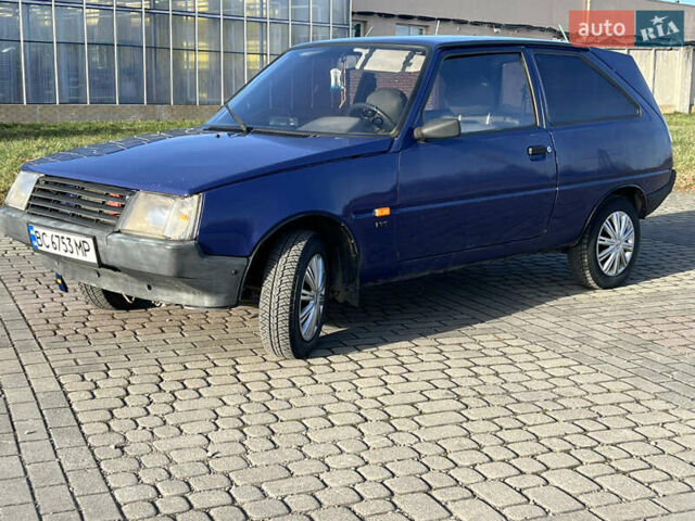 Синий ЗАЗ 1102 Таврія-Нова, объемом двигателя 1.2 л и пробегом 280 тыс. км за 600 $, фото 2 на Automoto.ua