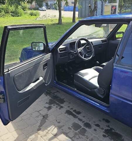 Синий ЗАЗ 1102 Таврія-Нова, объемом двигателя 1.2 л и пробегом 132 тыс. км за 1800 $, фото 5 на Automoto.ua