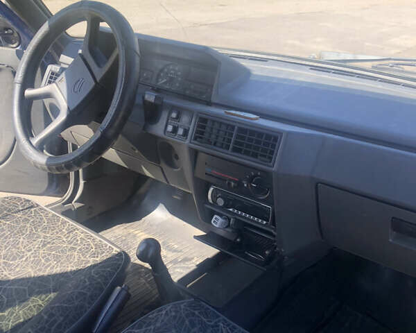 Синий ЗАЗ 1102 Таврия-Нова, объемом двигателя 1.2 л и пробегом 168 тыс. км за 892 $, фото 7 на Automoto.ua