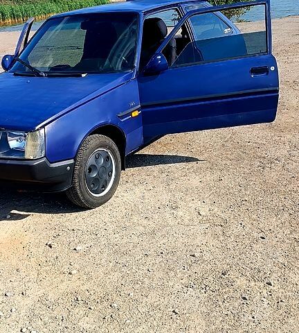 Синий ЗАЗ 1102 Таврия-Нова, объемом двигателя 1.2 л и пробегом 76 тыс. км за 1000 $, фото 13 на Automoto.ua