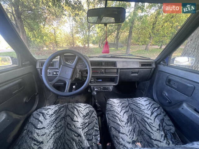 Синий ЗАЗ 1102 Таврія-Нова, объемом двигателя 1.2 л и пробегом 499 тыс. км за 1400 $, фото 21 на Automoto.ua