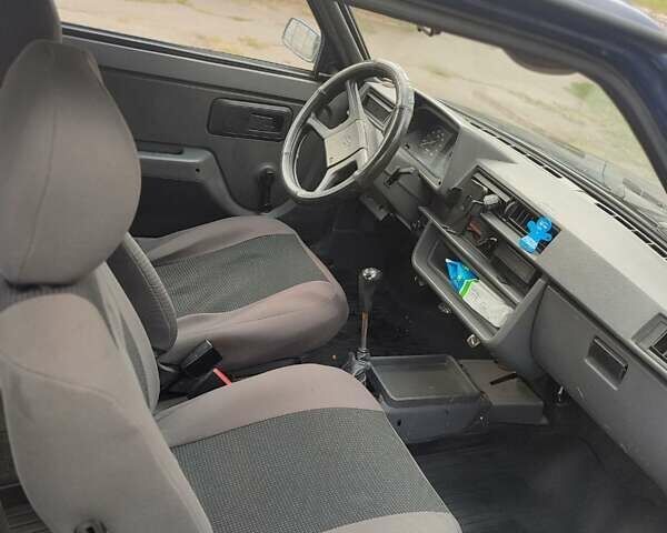 Синий ЗАЗ 1102 Таврия-Нова, объемом двигателя 1.2 л и пробегом 71 тыс. км за 1000 $, фото 4 на Automoto.ua