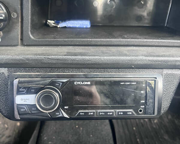 Синий ЗАЗ 1102 Таврія-Нова, объемом двигателя 1.2 л и пробегом 499 тыс. км за 1400 $, фото 18 на Automoto.ua