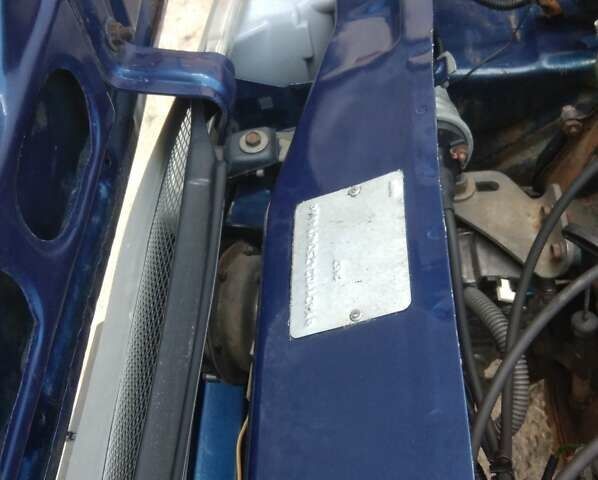 Синий ЗАЗ 1102 Таврия-Нова, объемом двигателя 1.2 л и пробегом 200 тыс. км за 1200 $, фото 2 на Automoto.ua