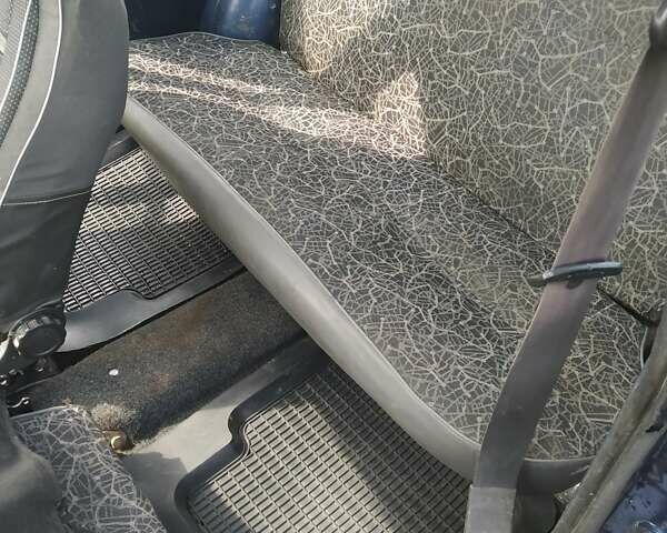 Синий ЗАЗ 1102 Таврия-Нова, объемом двигателя 1.2 л и пробегом 210 тыс. км за 800 $, фото 13 на Automoto.ua
