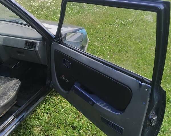 Синий ЗАЗ 1102 Таврия-Нова, объемом двигателя 1.2 л и пробегом 210 тыс. км за 800 $, фото 5 на Automoto.ua
